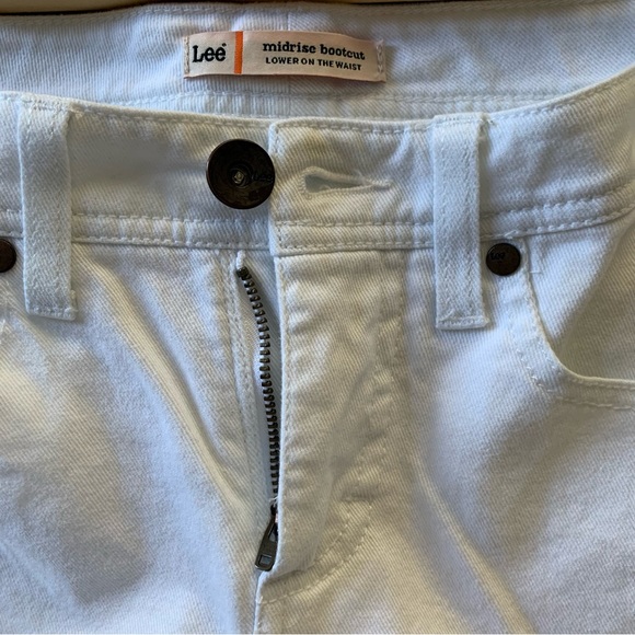 Lee Size 8 White Midrise Boot Cut Jeans - Picture 3 of 10